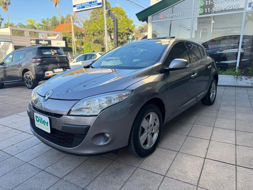 Renault Megane Iii 2.0 16v Luxe 6m/t 2012 46655831