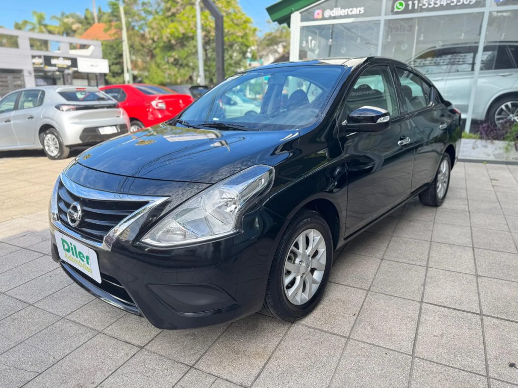 Nissan Versa 1.6 Advance At